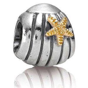 PANDORA Retired Seashell Charm with 14K Yellow Gold Starfish Accent